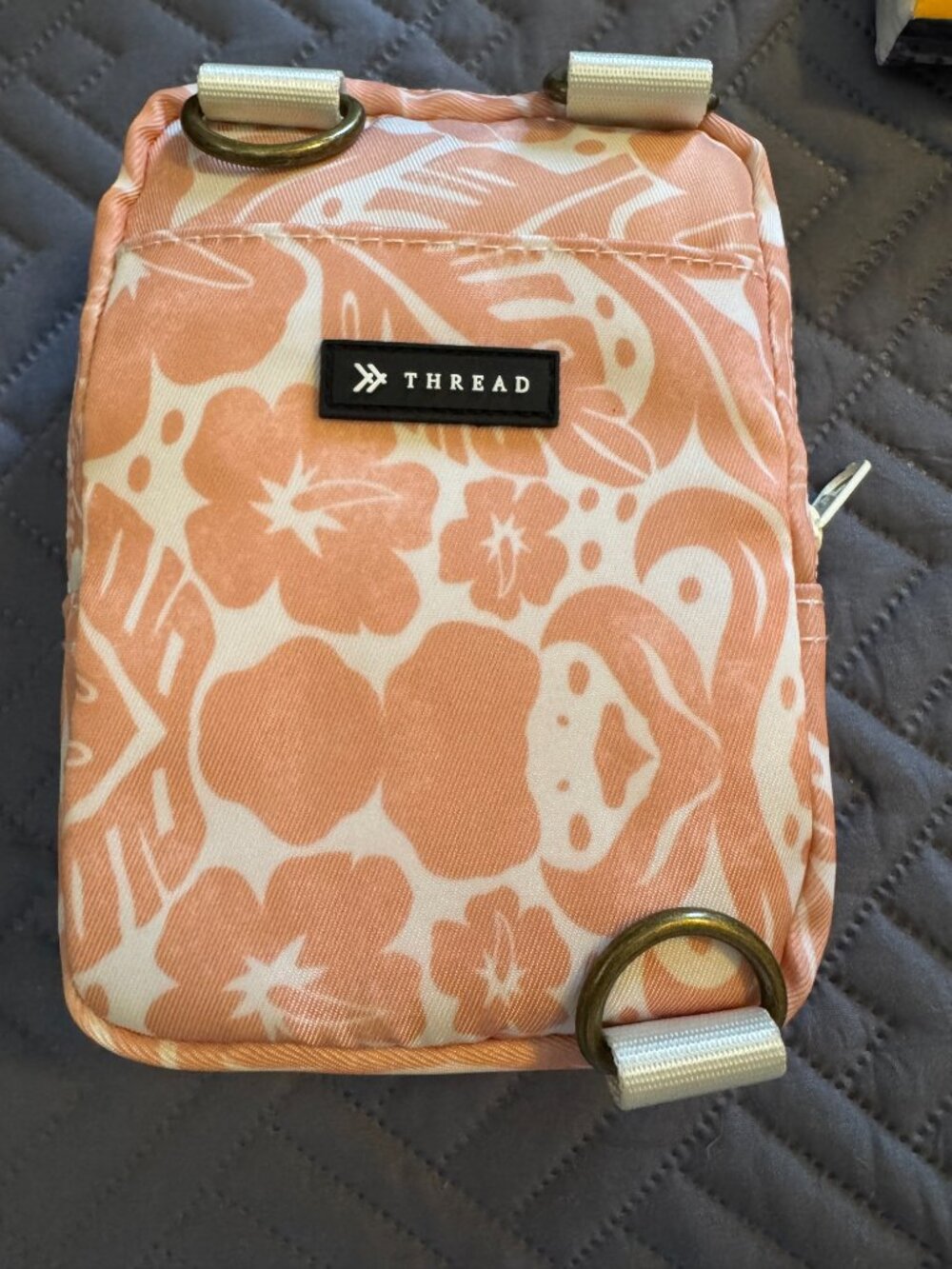 Thread Crossbody - Picture 2 of 4